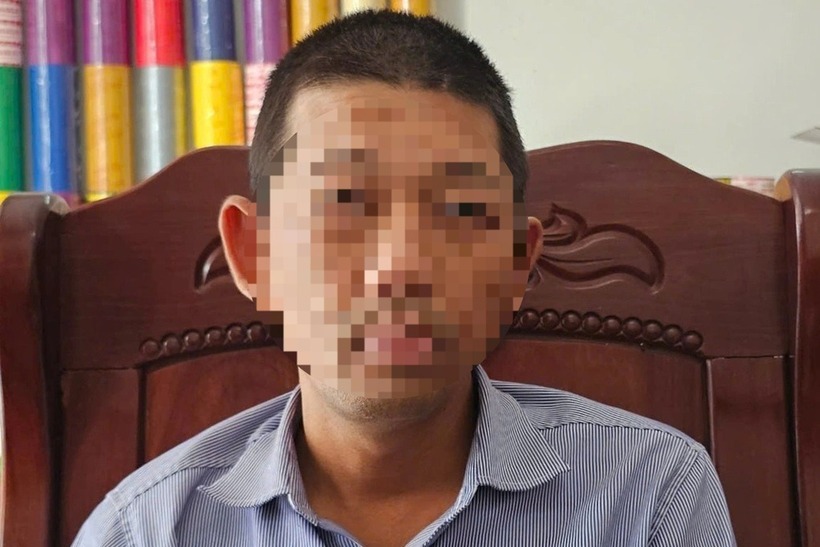 Ông L.Q.N., người tố cáo công ty C.P Việt Nam bán thịt heo bẩn. Ảnh: Dân trí