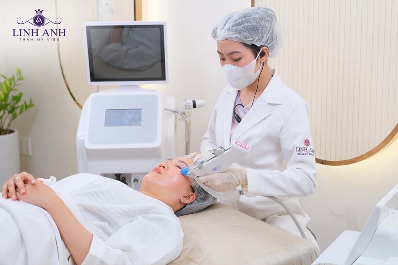 Công nghệ cấy PRP giúp làn da trẻ hóa, căng bóng và mịn màng.