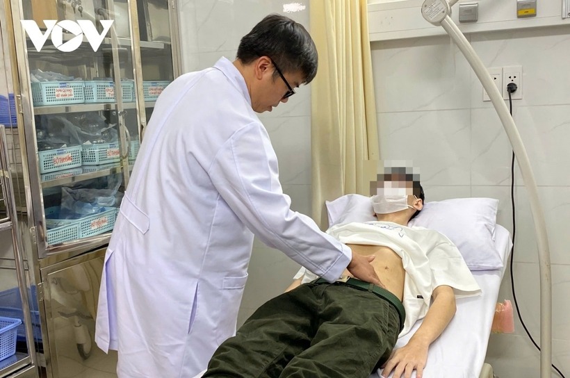 Chỉ số khối cơ thể (BMI) của bệnh nhân tại thời điểm nhập viện chỉ còn 15, ở mức báo động suy kiệt. Ảnh: VOV