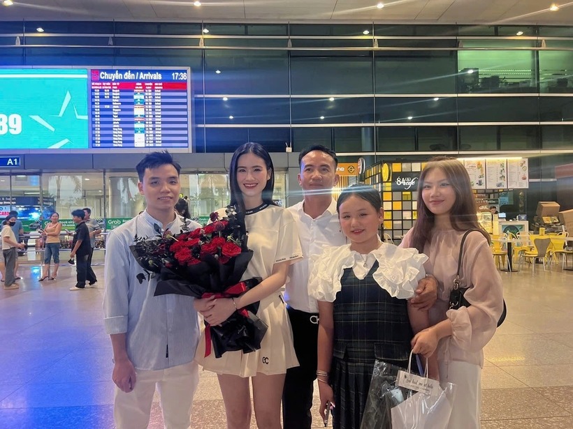Hoa hậu Ý Nhi và bạn trai đã gắn bó với nhau từ thời học cấp 3. Ảnh: Dân Trí