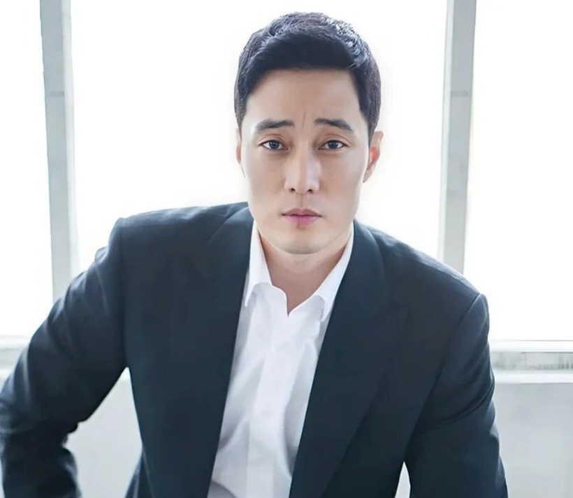 So Ji Sub tặng vàng cho toàn bộ đoàn phim "Mercy For None". Ảnh: Kbizoom