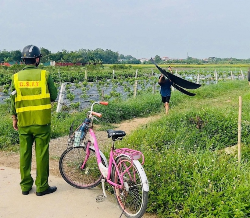 Lực lượng chức năng tại hiện trường. Ảnh: NIA