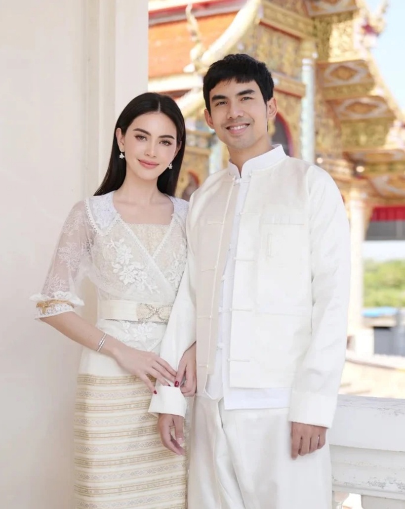 Sau 7 năm yêu nhau đầy ngọt ngào và bền chặt, Mai Davika và Ter Chantavit cuối cùng đã chính thức bước sang một chương mới trong cuộc đời, khiến đông đảo khán giả không khỏi xúc động và ngưỡng mộ.