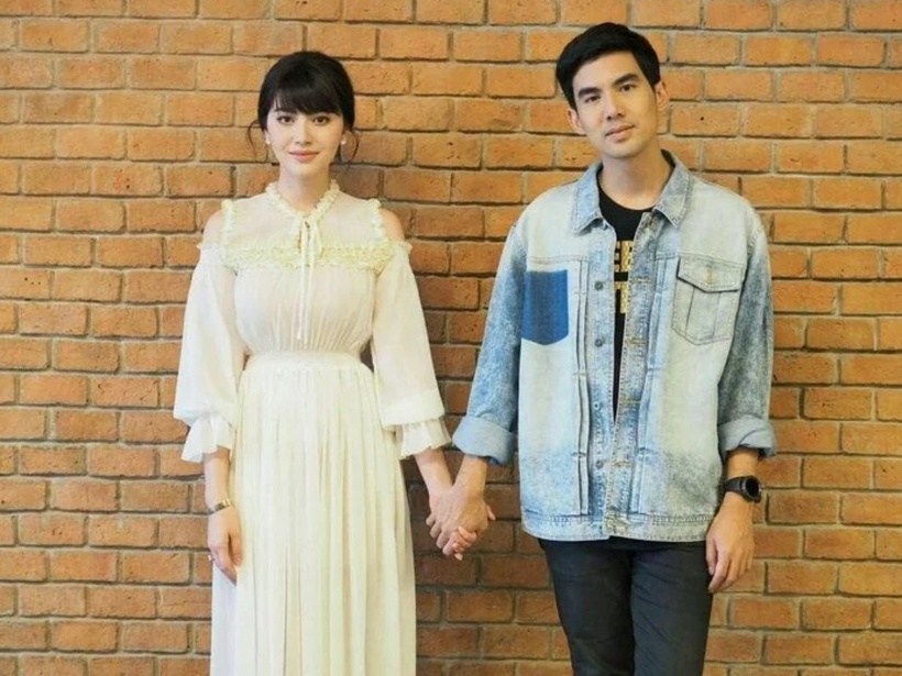Được biết, cặp đôi nên duyên vào năm 2017, sau khi cùng hợp tác trong một bộ phim truyền hình. Từ sau khi dự án kết thúc, cả hai thường xuyên bị bắt gặp xuất hiện cùng nhau, làm dấy lên nghi vấn hẹn hò. Tuy nhiên, phải đến đầu năm 2018, họ mới chính thức xác nhận mối quan hệ, khép lại chuỗi ngày đồn đoán của truyền thông và người hâm mộ.
