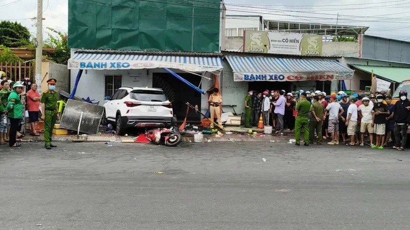 Hiện trường vụ tai nạn khiến 1 người chết, 2 người bị thương nặng. (Ảnh: Pháp luật TP.HCM)