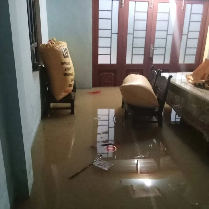 Người dân Đại Lộc thức trắng đêm dọn đồ chạy lũ