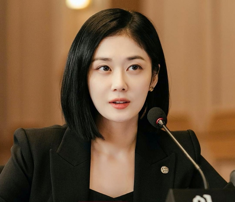Nhan sắc "bị thời gian lãng quên" của Jang Nara.