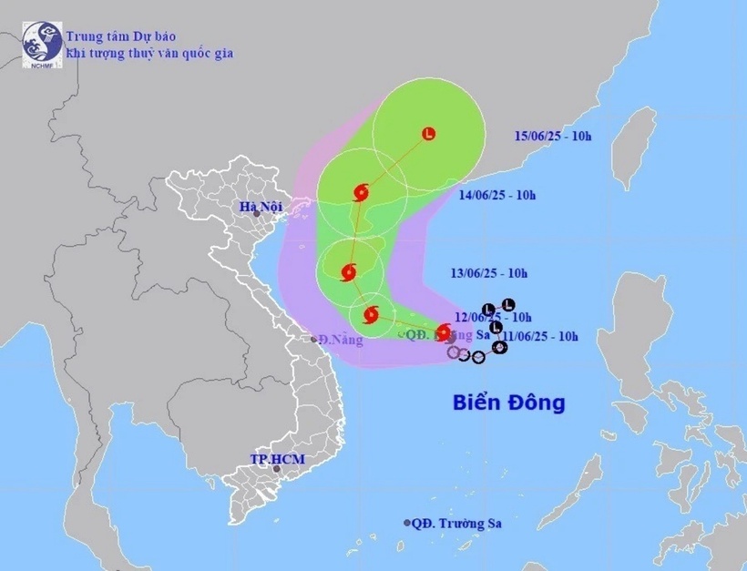 Dự báo ngày 16/6, bão số 1 có thể suy yếu dần thành một vùng áp thấp, gió nhỏ hơn cấp 6. Ảnh: KTTV