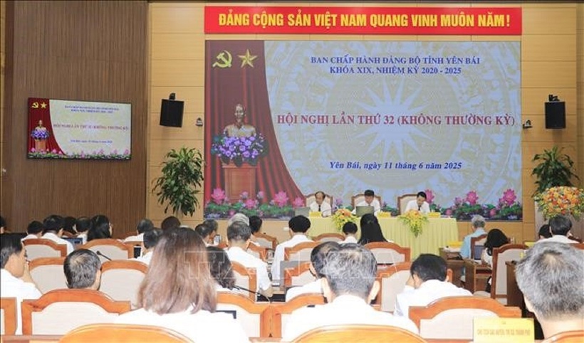 Hội nghị lần thứ 32 chuẩn bị đưa bộ máy xã, phường mới đi vào hoạt động