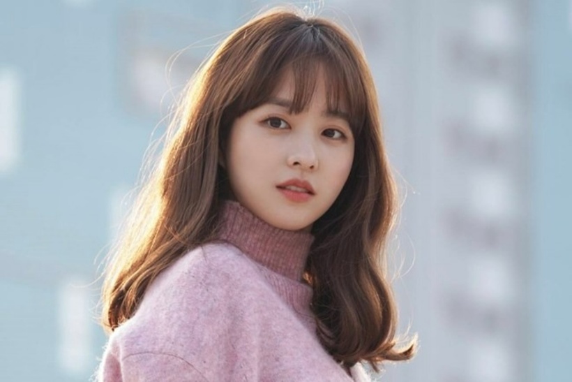 Theo Park Bo Young, phương pháp làm đẹp da hiệu quả nhất chính là hạn chế trang điểm.