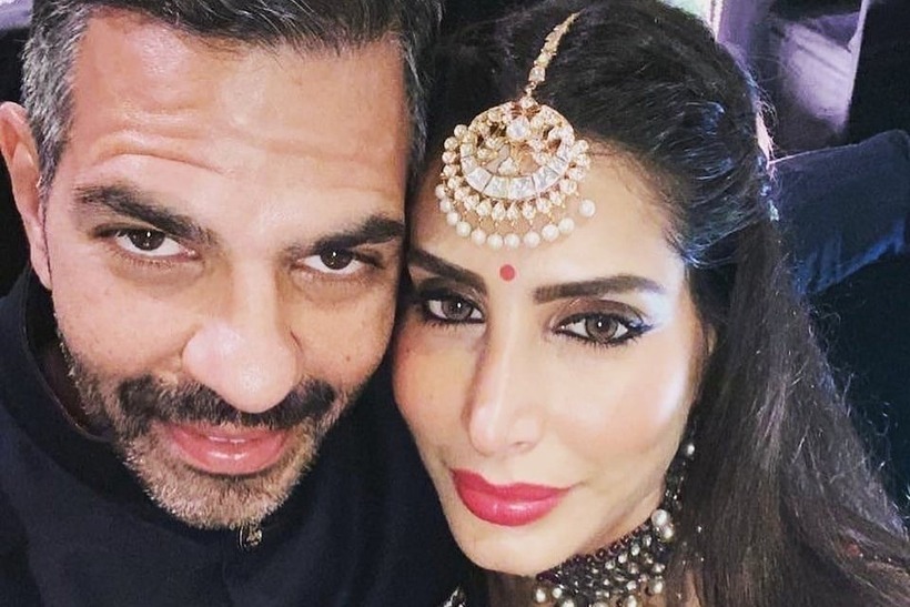 Sunjay Kapur (trái) qua đời ở tuổi 53. Ảnh: ZNews