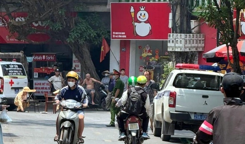 Khu vực xảy ra vụ tai nạn khiến bé trai nguy kịch. Ảnh: Lao động