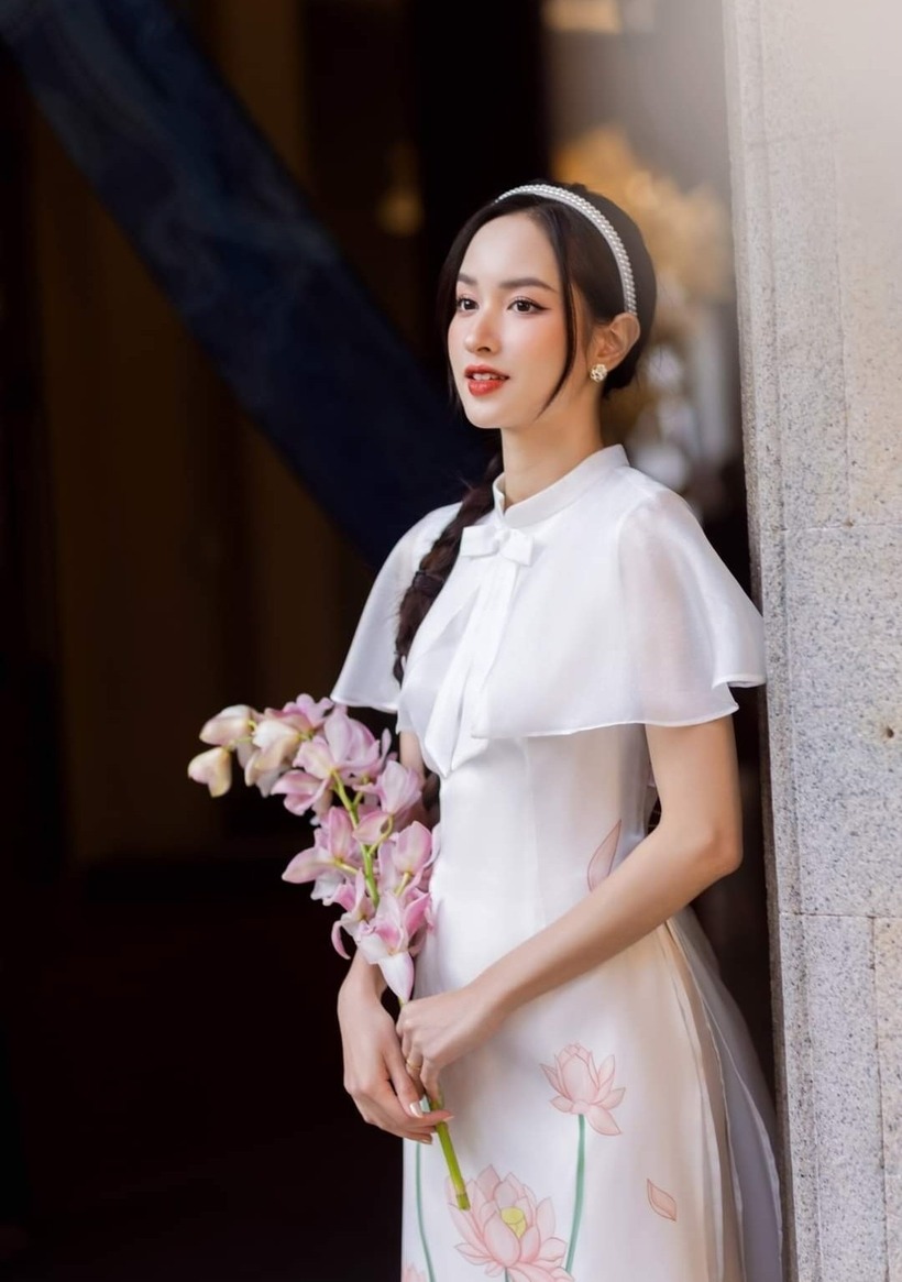 Tuy chỉ tốn chút ít thời gian tạo kiểu, nhưng mái tóc tết đuôi sam chắc chắn sẽ giúp bạn tỏa sáng và thu hút mọi ánh nhìn. Ảnh minh họa.
