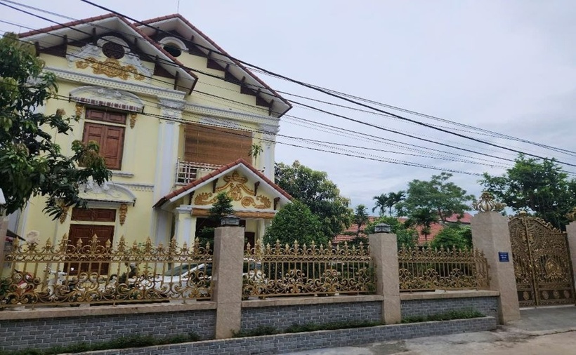 Căn nhà của gia đình Lê Văn Hải, được xây dựng theo kiến trúc kiểu biệt thự.