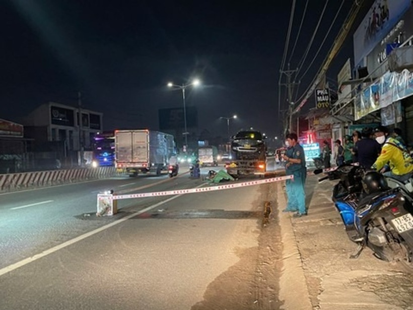 Lực lượng chức năng đang khám nghiệm hiện trường. Ảnh: Công an TP.HCM