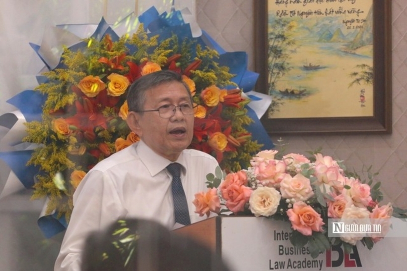 Đồng chí Lê Đông Triều, Bí thư Chi bộ, Phó Viện trưởng Viện IBLA báo cáo tại Đại hội.