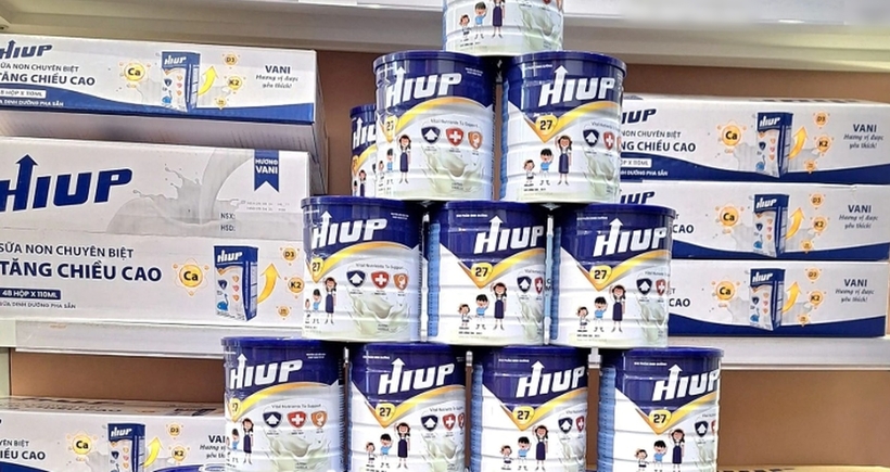 Giá xuất xưởng mỗi lon sữa là 87.800 đồng nhưng được bán ra thị trường với giá trung bình hơn 546.000 đồng/lon. Ảnh: Dân Trí