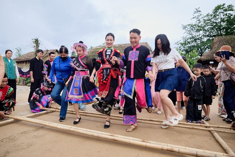 Fansipan ra mắt show diễn thể nghiệm ‘Đỉnh thiêng du ký’ tại 3 địa điểm, 3 độ cao của nóc nhà Đông Dương - 9