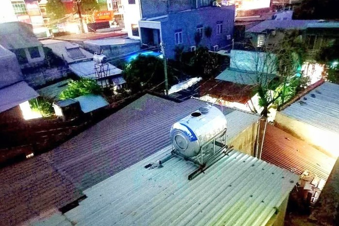 Phát hiện bộ xương người trong bồn nước ở Đồng Nai. Ảnh: Người lao động