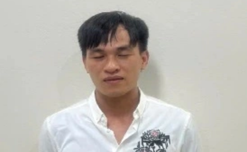 Công an tỉnh Bắc Giang đã bắt giữ Chu Quang Đức khi đối tượng đang lẩn trốn tại TP. Bắc Ninh, tỉnh Bắc Ninh. Ảnh: Dân Trí.
