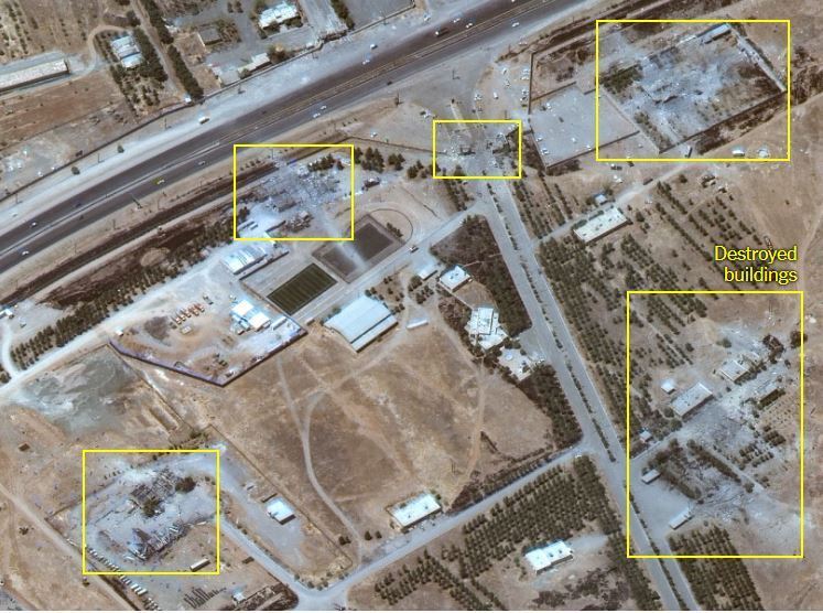 Vị trí một loạt tòa nhà thuộc căn cứ Kermanshah của Iran bị phá hủy. Ảnh: Maxar