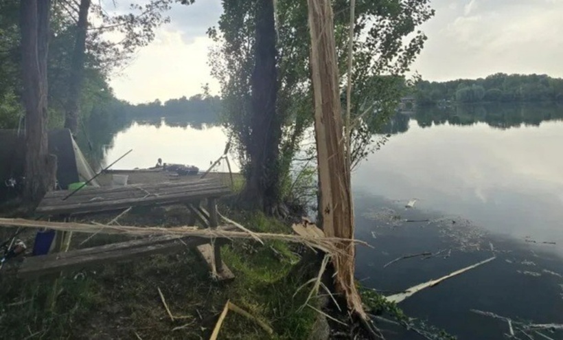 Nơi Steve Barrett bị sét đánh trúng.