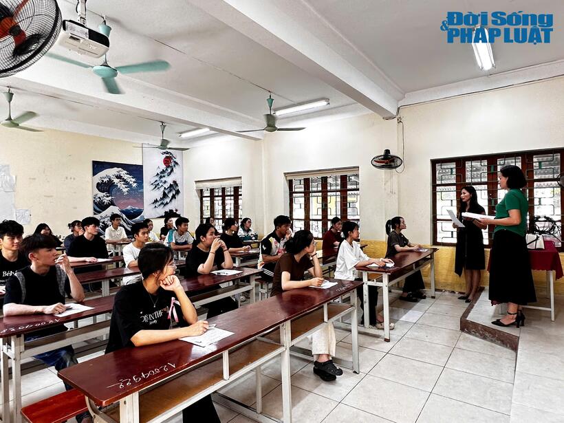 10 thí sinh bị đình chỉ ở môn thi Ngữ Văn. Ảnh minh họa