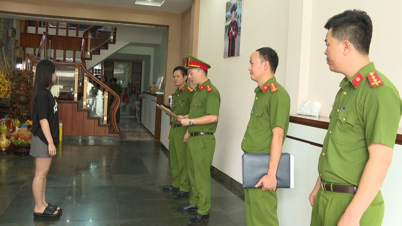 Một số hình ảnh khám xét nơi ở của đối tượng Nguyễn Văn Vi (tức Vi ngộ) và một số đối tượng khác. Ảnh: Cổng thông tin điện tử Công an tỉnh Thanh Hóa