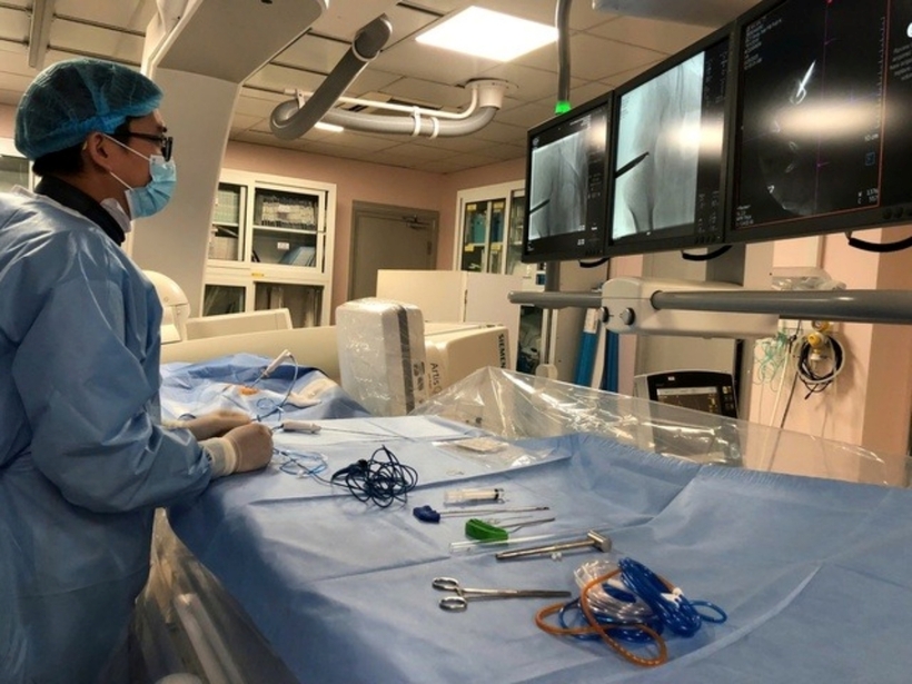 Ca can thiệp diễn ra thành công trong khoảng 30 phút. Ảnh: Sức Khỏe & Đời Sống