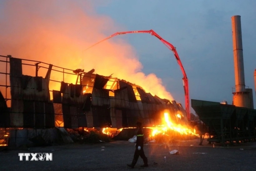 Hiện trường vụ cháy. Ảnh: TTXVN