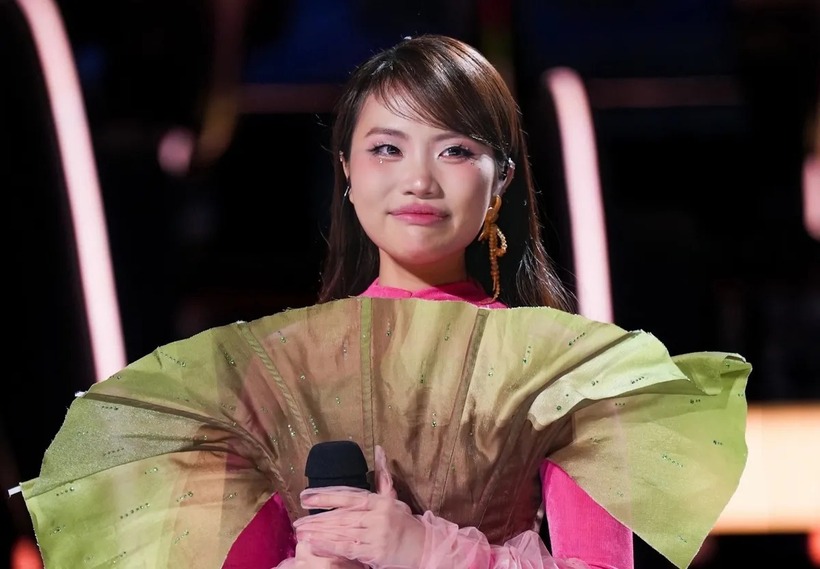 Màn trình diễn của Phương Mỹ Chi nhận về "cơn mưa" lời khen và đạt thành tích ấn tượng.