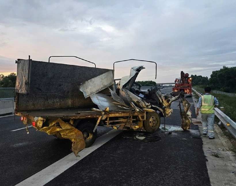 Hiện trường xảy ra vụ tai nạn. Ảnh: Báo Người lao động.