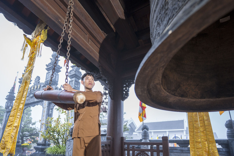 Lễ cử chuông tại Bảo An Thiền Tự trên đỉnh Fansipan