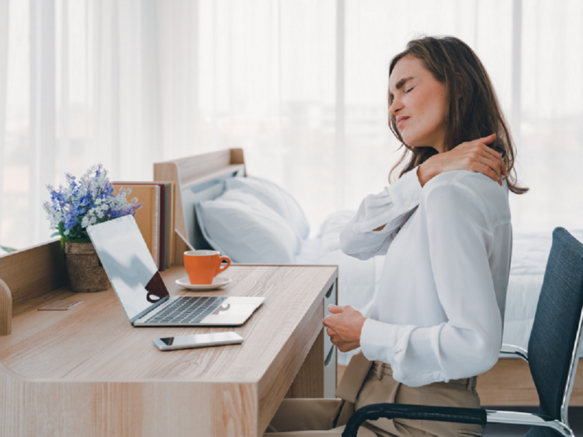 Căng thẳng, stress kéo dài cũng là nguyên nhân gây thoái hóa đốt sống cổ