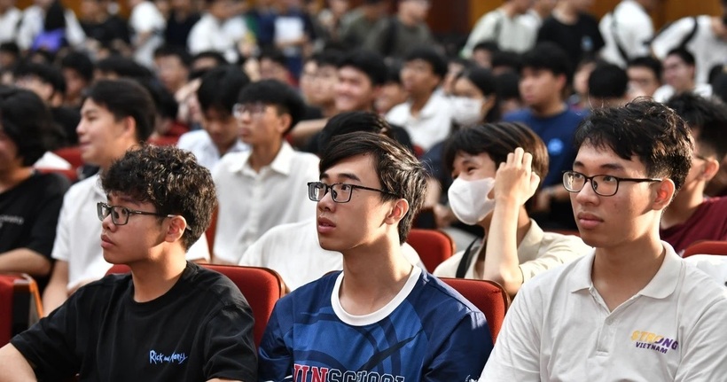 Đại học Bách khoa Hà Nội công bố điểm XTTN 2025, cao nhất 100 điểm, thấp nhất 55,03 điểm; thí sinh phải đăng ký lọc ảo như thi tốt nghiệp THPT. Ảnh minh họa