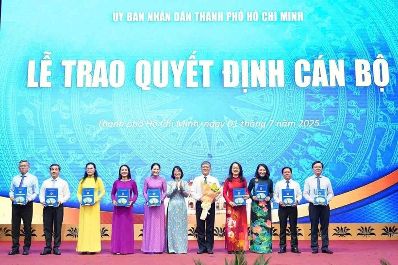 Ban Giám đốc Sở GD&ĐT TP.HCM sau sáp nhập. Ảnh: VietNamnet