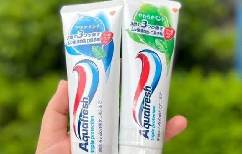 hai sản phẩm kem đánh răng Aquafresh Soft Mint và Aquafresh Clear Mint có nhãn không đáp ứng quy chuẩn. Ảnh: Tạp chí Tri thức.