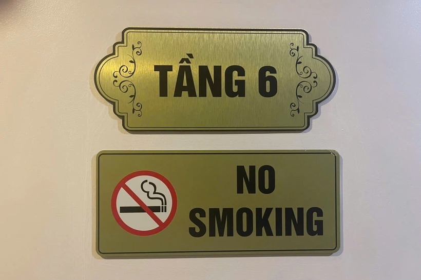 Khách sạn đã có quy định về việc không được hút thuốc. Ảnh: Dân trí.