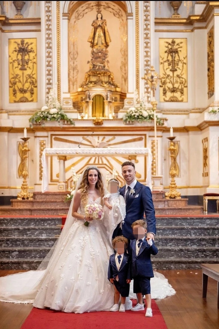 Jota vừa kết hôn với bạn gái lâu năm Rute Cardoso trong một buổi lễ tại Porto. Ảnh:  INSTAGRAM.