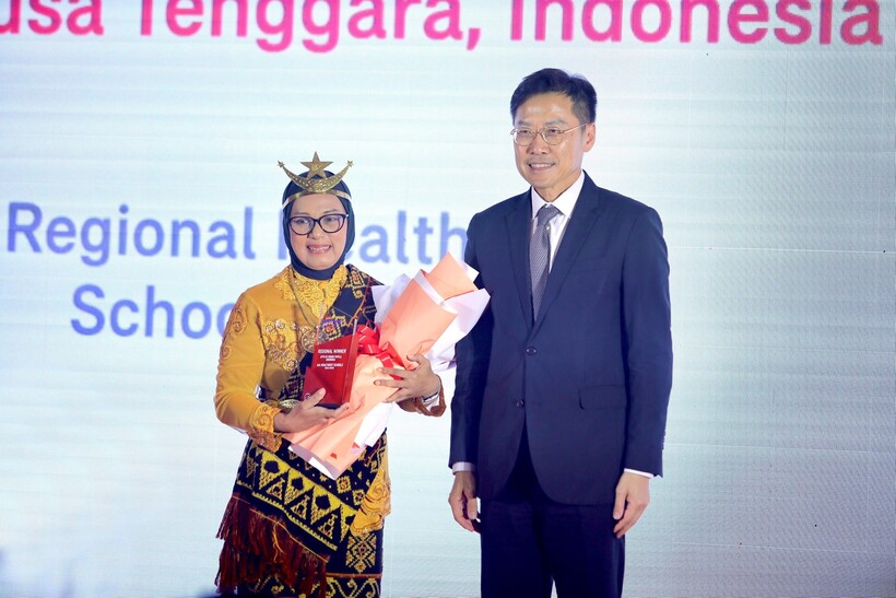 Trường tiểu học UPTD SD Negeri Papela ở Indonesia là trường thắng giải mùa 3 Chương trình “Trường học Lành mạnh nhất AIA”