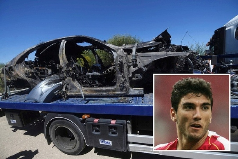 Jose Antonio Reyes, cựu cầu thủ của Arsenal và Real Madrid, cũng qua đời ở tuổi 35 trong một vụ tai nạn xe hơi tại Tây Ban Nha.