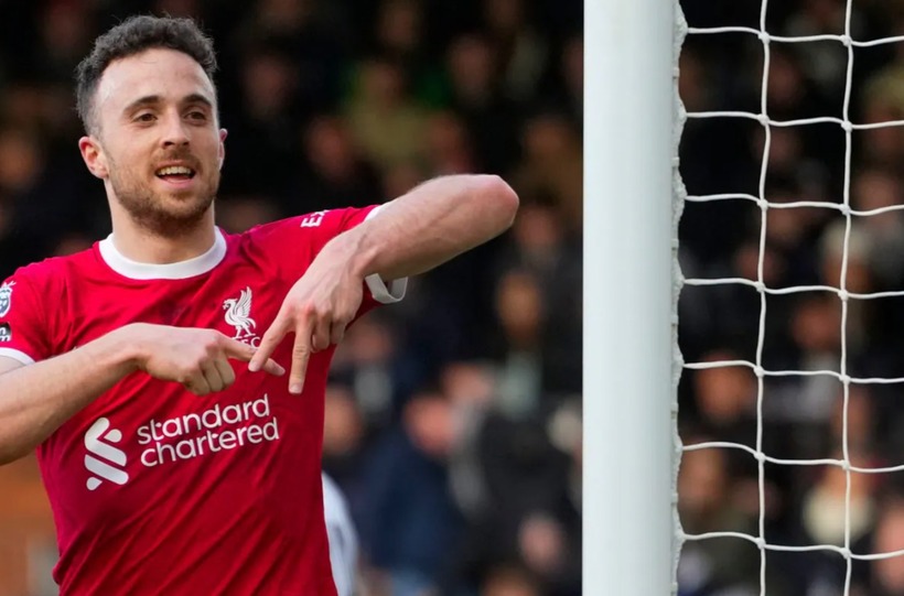 Diogo Jota khoác áo Liverpool từ năm 2020 sau khi chuyển đến từ Wolverhampton Wanderers.