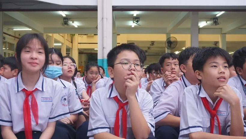 Hà Nội tuyển sinh 161.000 học sinh lớp 6 theo hình thức trực tuyến, hạn chót đến 24h hôm nay (9/7). Ảnh minh họa