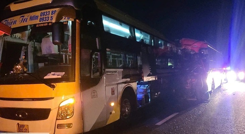 Vụ tai nạn cũng khiến một số hành khách bị thương.