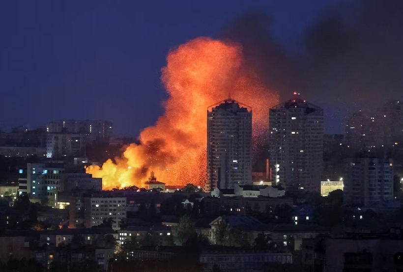 Nga tấn công Ukraine trong đêm. Ảnh minh họa