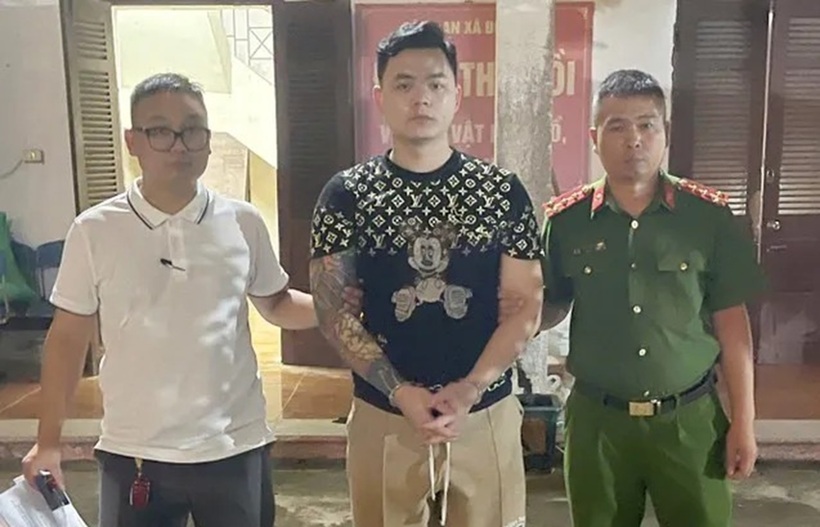 Công an bắt giữ Nguyễn Mạnh Dũng. Ảnh: Kinh tế Đô thị