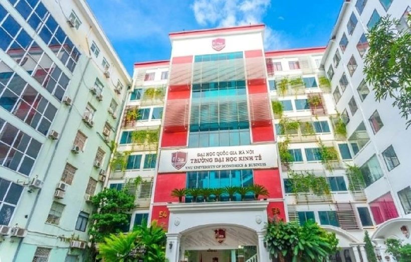 Trường Kinh tế, Đại học Quốc gia Hà Nội năm 2025. Ảnh: Báo Lao động.