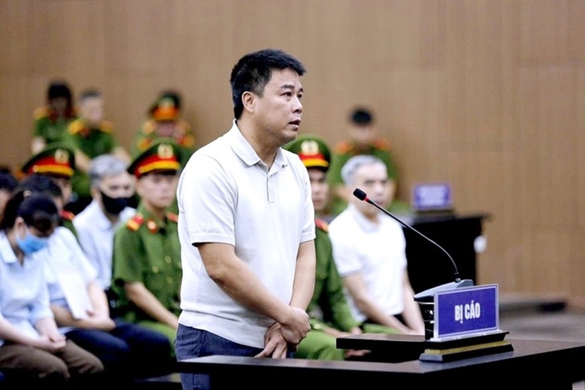 Bị cáo Nguyễn Văn Hậu tại tòa. Ảnh: Tuổi Trẻ