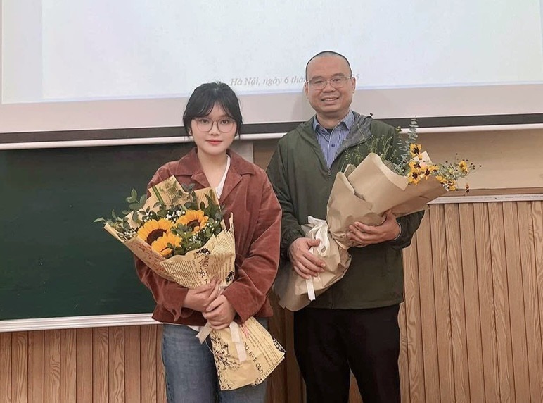 Ngọc trong lễ bảo vệ khóa luận tốt nghiệp. Ảnh: VietNamnet