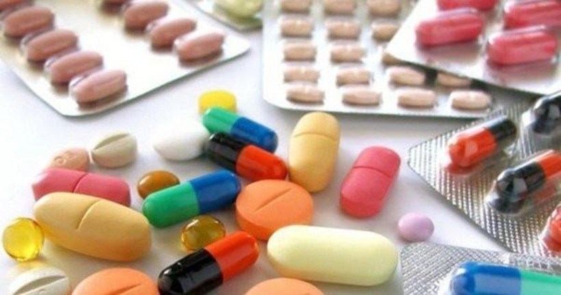 Người phụ nữ 50 tuổi thủng dạ dày vì mắc sai lầm nhỏ khi uống thuốc. Ảnh minh họa